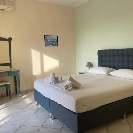 Eliros Aparthotel 2*